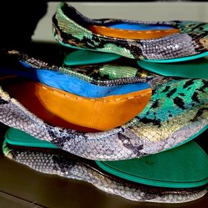 SOLD.    Azure Snake Tieks!